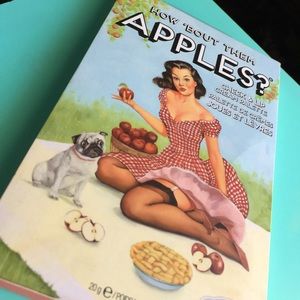 The Balm lip palette